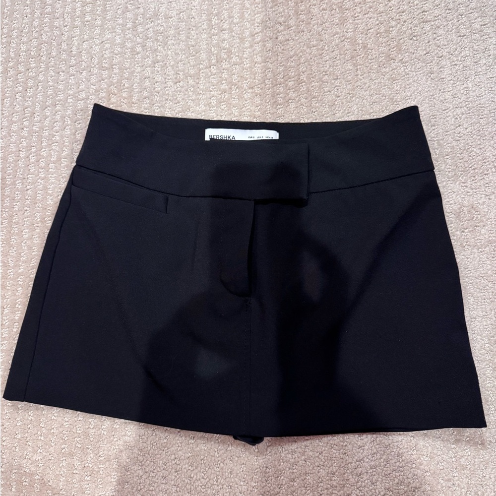 Bershka Women's Mini Black Skort